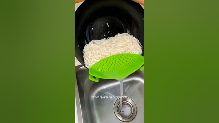 best pasta pot with strainer|best clip on pasta strainer for 2024| #shorts  #strainer #kitchentools