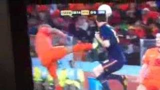De Jong Karate Kick to the Chest Xabi Alonso World Cup 2010 Spain vs. Netherlands