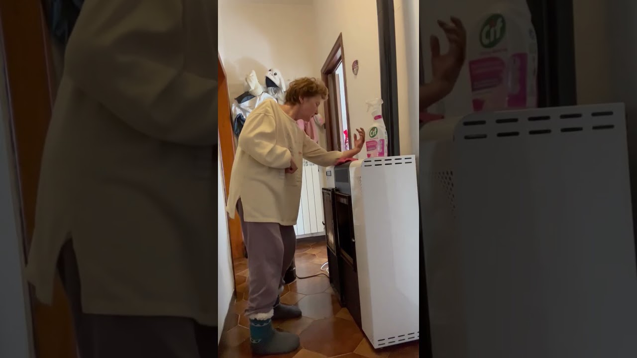 Топим пелетовую печь!