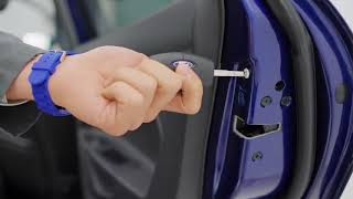 How to use your car’s child locks   Ford UK