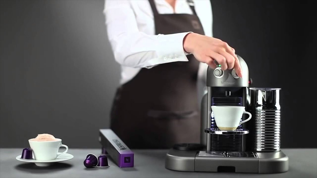 Nespresso Gran Maestria Titan - Ribeiro.com.ar - YouTube