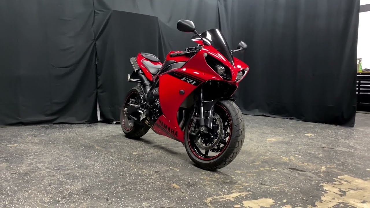 Used 2014 YAMAHA YZF-R1 Motorcycle For Sale In Oshkosh, WI - YouTube