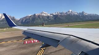 Delta 757-200 Take-off at Jackson Hole Airport