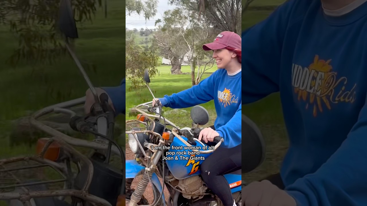 Farm girl introduction ❤️😂🐴 #songwriter #singer #farmer #aussie #originalmusic #story