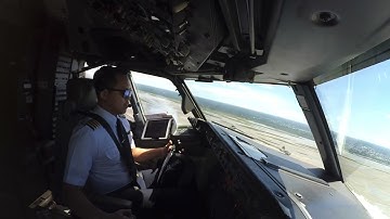 [COCKPITVIEW] APPROACH & LANDING AT TIMIKA