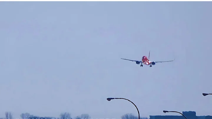 737 Emergency High Speed Landing   No Flaps!