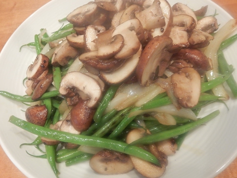 S1Ep11-Stir Fry String Beans with Mushrooms and Onions