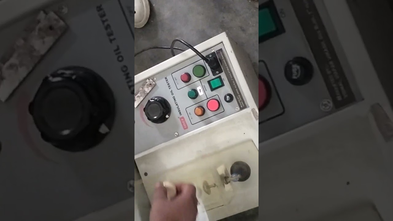 Insulating oil tester