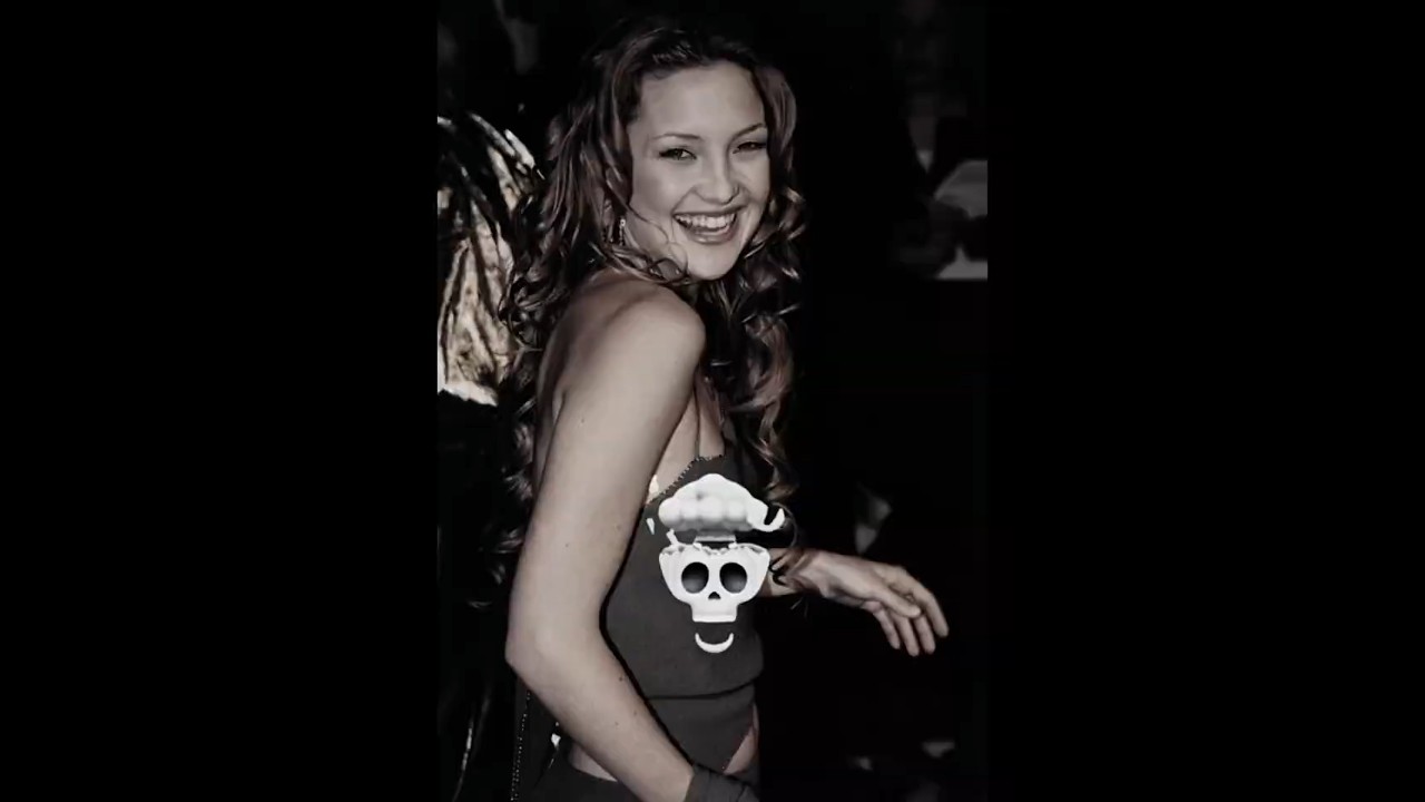 Celebrities in their 20s..🥵