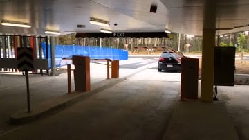 Magnetic Parking Pro boom gates at an Australian university