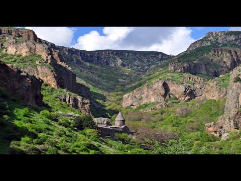 Армения. Монастырь Гегардаванк ( Гегард, Айриванк )