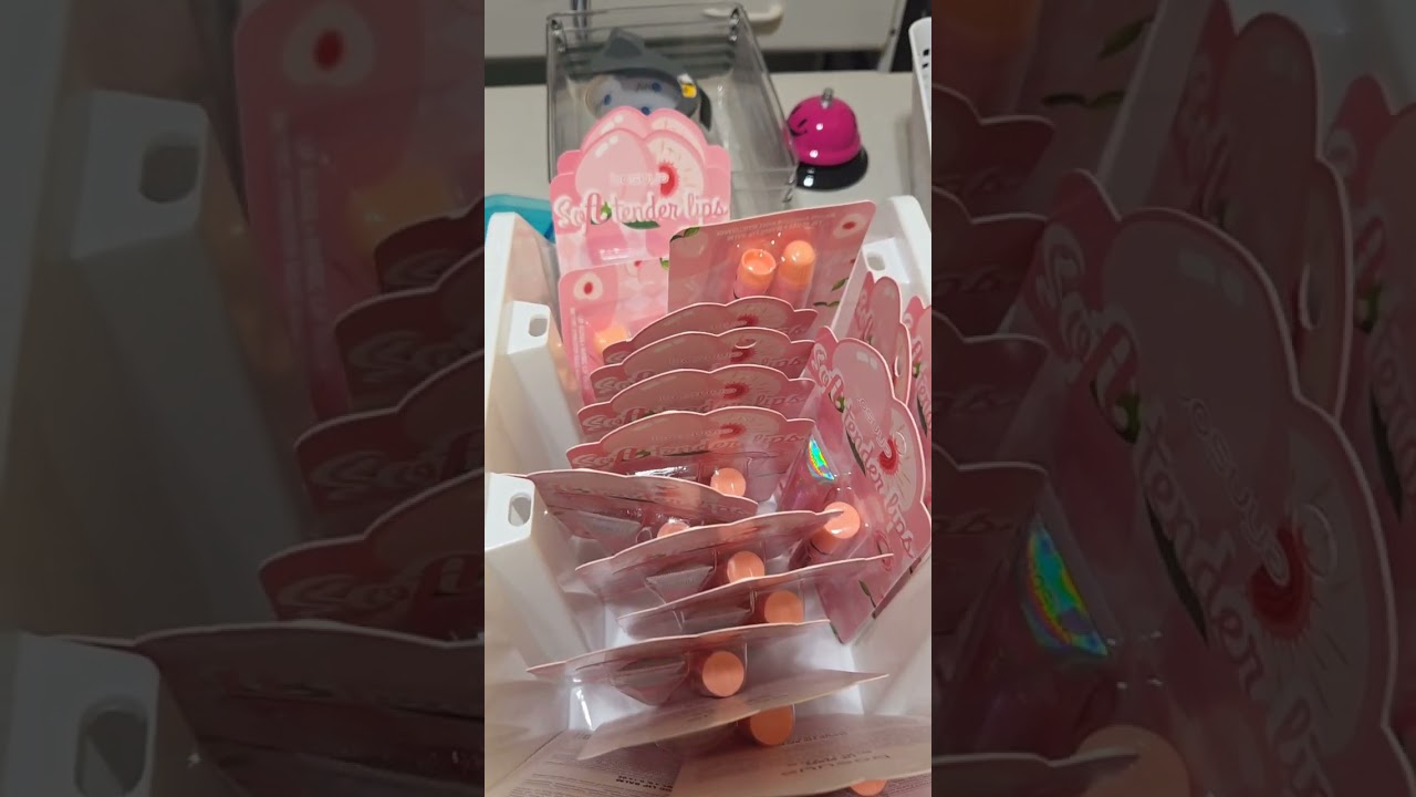 “Drop your favorite in the comments 👇 and follow us. #Lipgloss #lipstick #beauty #viral 