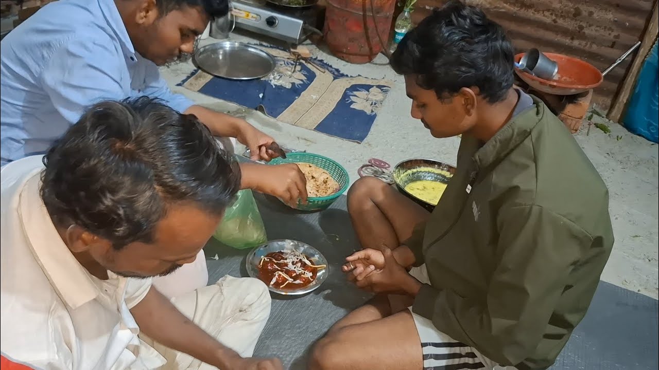 आज जेवणात मनचुरियन आणलं 😋 | नवीन कपडे घेतले 😍