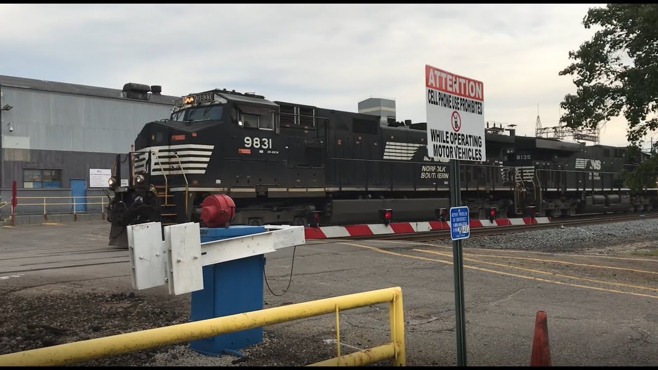 NS 9831 & 8135, & CSX 7516 heading westbound towards Alliance, OH - 2018-08-24