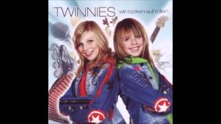 Video thumbnail of "Twinnies - "Bayernmädels""