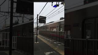 京王9000系　千歳烏山駅発車　各停新宿行き