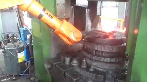 how to forge planetary gear on screw press cooperate with robot