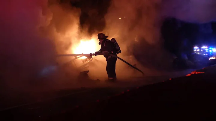 Jan 10 2018 Semi Fire i40 179 East bound Dickson C...