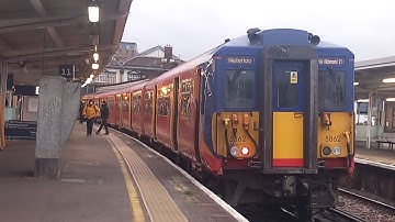SWR Class 455 approaching Clapham Junction | 1/1/2025