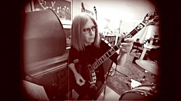 Cynthia Sayer: "Mechanical Man"