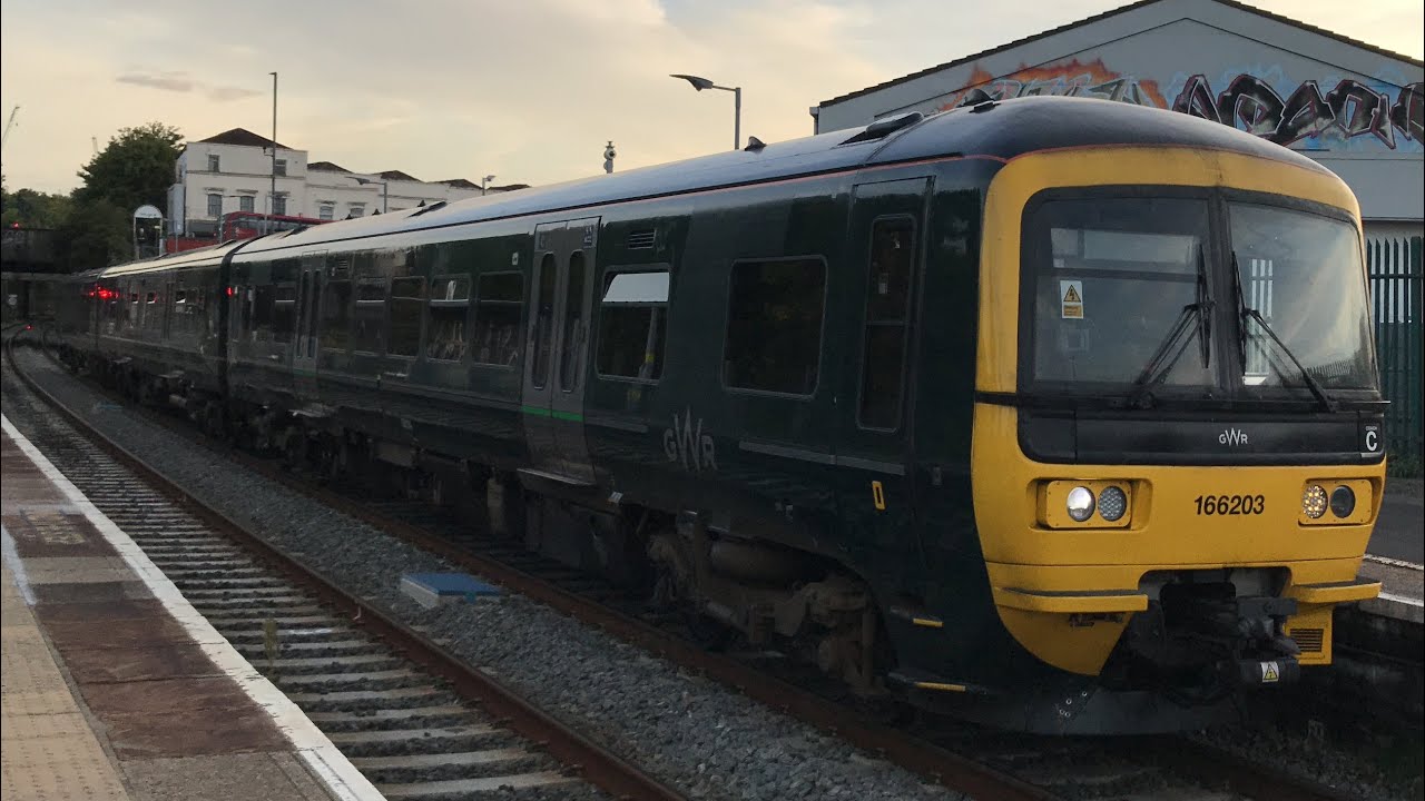 Class 166203 Departing Lawrence Hill Station - YouTube