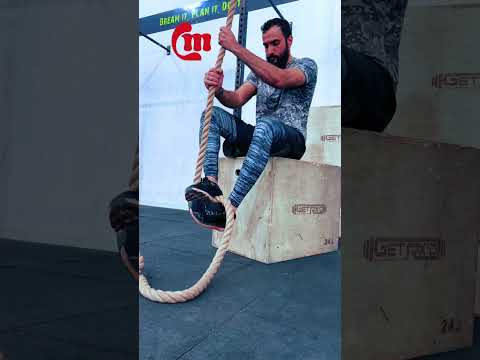 التدريب على صعود الحبل