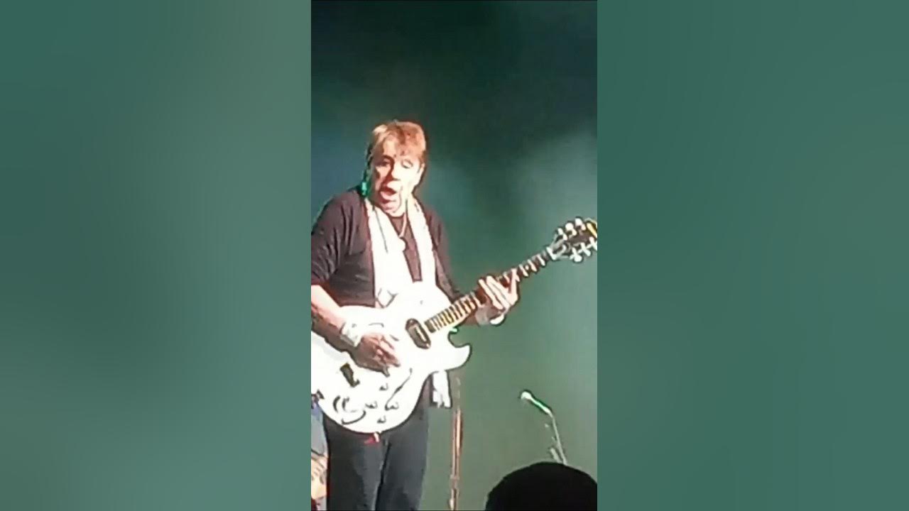 George Thorogood Slide Guitar Solo From "Move It On Over." (Live 2025) George Thorogood Slide Guitar Solo From "Move It On Over." (Live 2025)