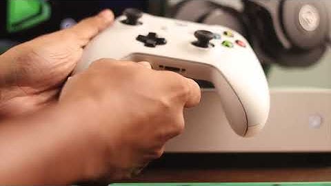 How To Record Xbox Gameplay With Voice! [NO Software]