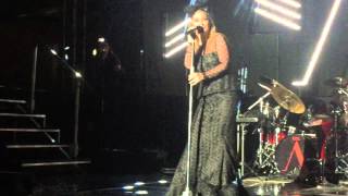 15 Take This Chance - Anastacia live @ Palasport, Bolzano 06.04.16