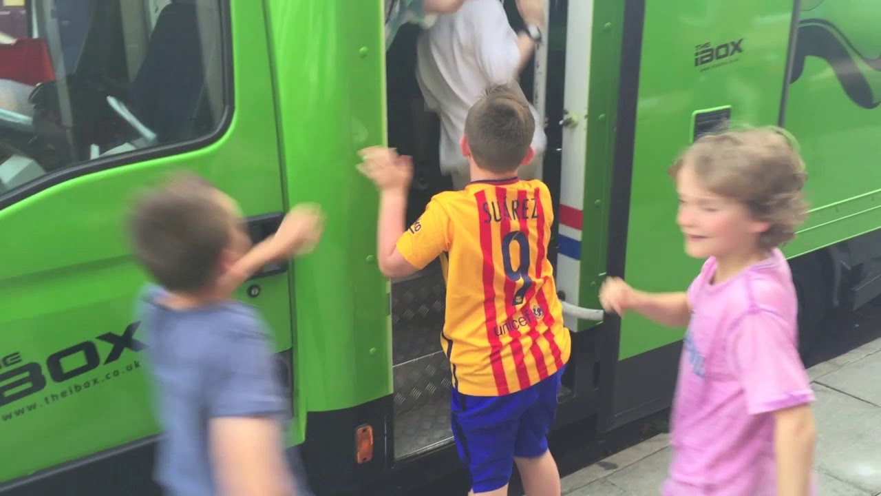 kids party bus entertainment | Bradford | Halifax