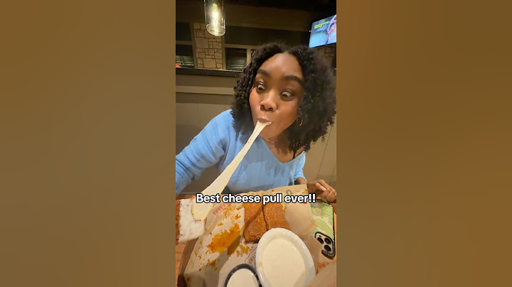 Is this the best cheese pull you’ve seen? 🧀 #chilis #cheesepull #fyp
