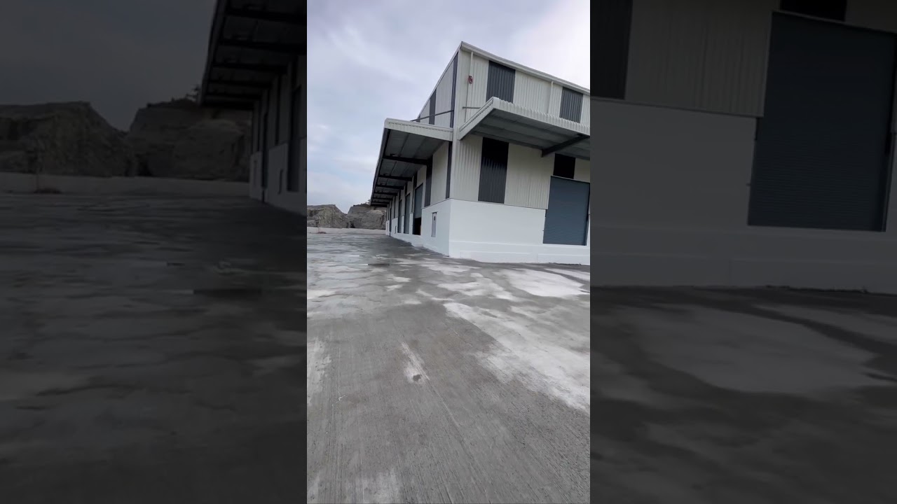 Ready to move A Grade Industrial Warehouse by VMR Warehousing Pvt Ltd