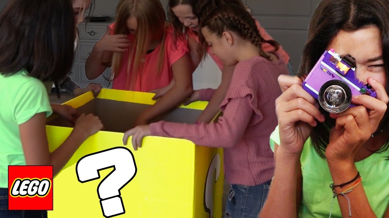 games people play Rykel just received a LEGO Mystery Box !