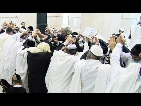 הלל בישיבת חוט של חסד | ראש חודש אייר תשע"ח