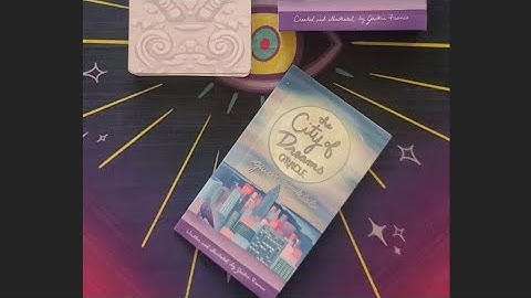 The City of Dreams Oracle Flip Through