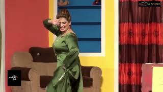 Acha Chauderi | Lovely dance in Green Kurti | Medley | Naseebo Lal Mujra Song