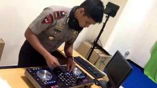 Download Lagu Xdj R1 - till it hurt MP3 Download Lagu Xdj R1 - till it hurt MP3