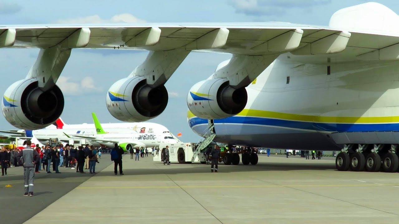 Antonov An-225 - Close Up Pushback Of Worlds Largest Aircraft At Ila 2018 Air Show!