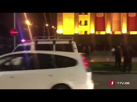 რუსთაველის გამზირზე საავტომობილო მოძრაობა აღდგა