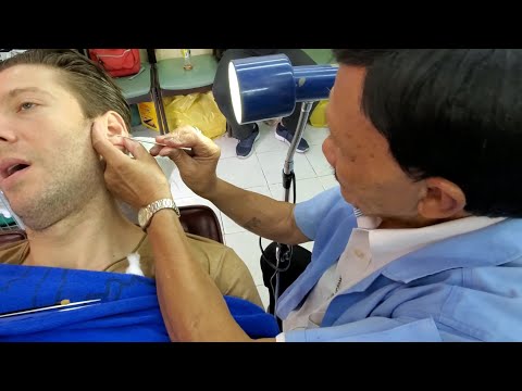 💈$1.50 CHINESE EAR CLEANING / EAR PICKING in Bangkok Thailand by Mr Beard 🇹🇭 | Ear Wax Removal 4K