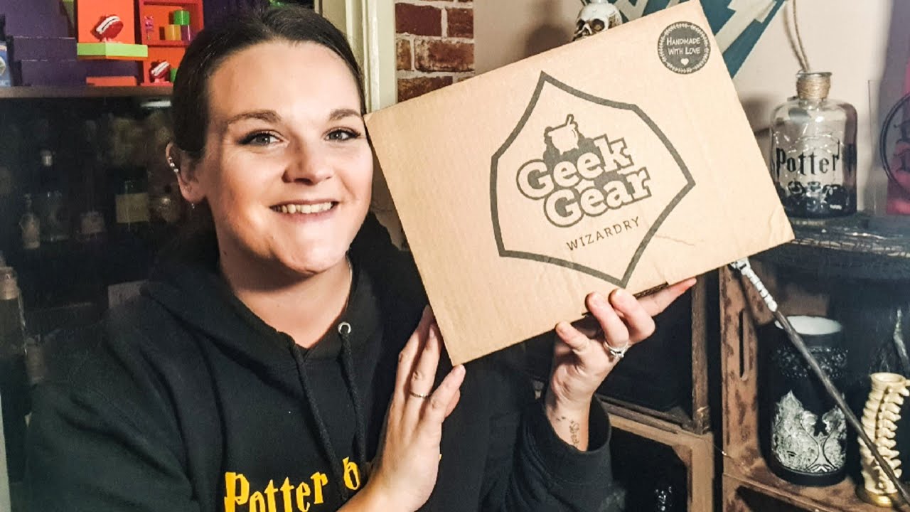 Geekgear wizardry December unboxing 2020