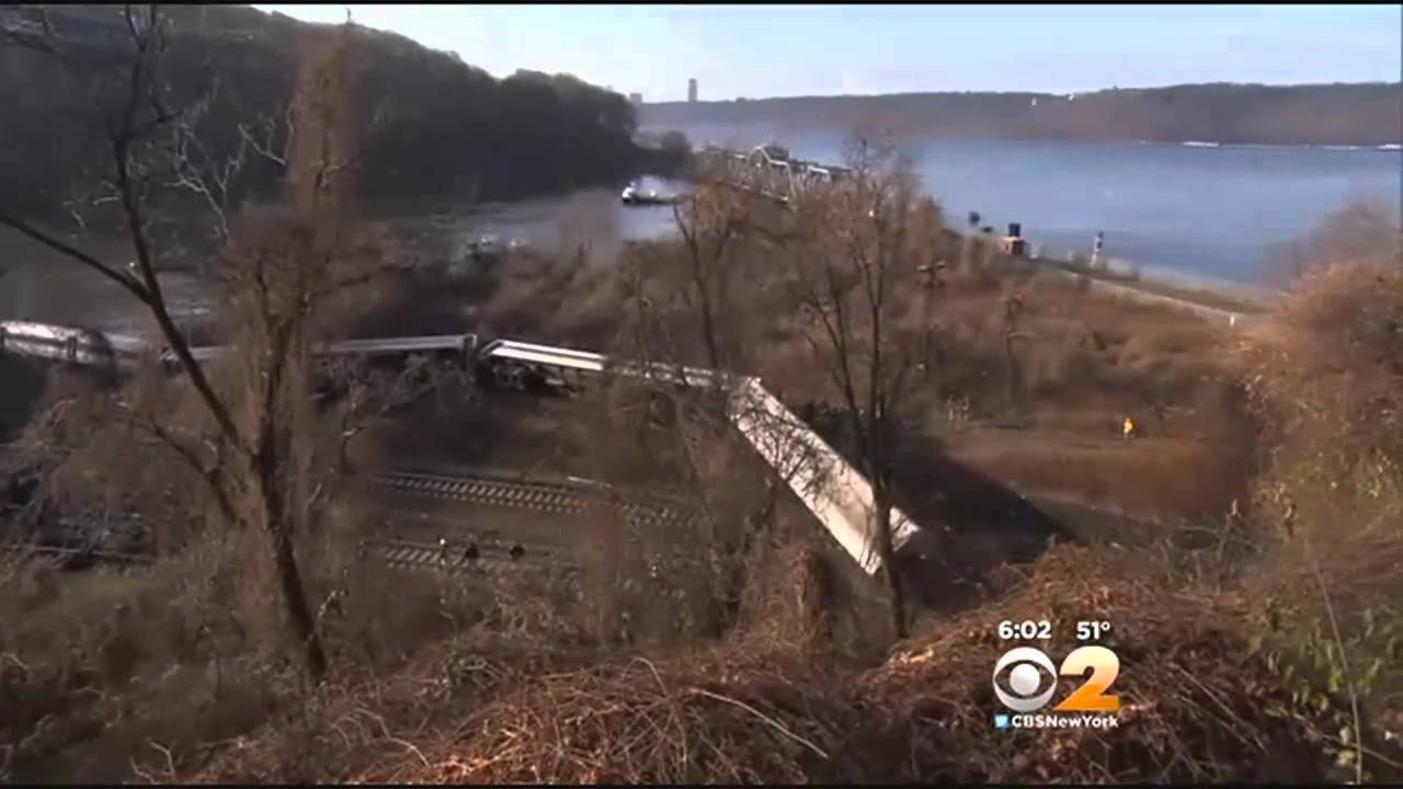 New York-Bound Amtrak Train Breaks Apart At 125 MPH