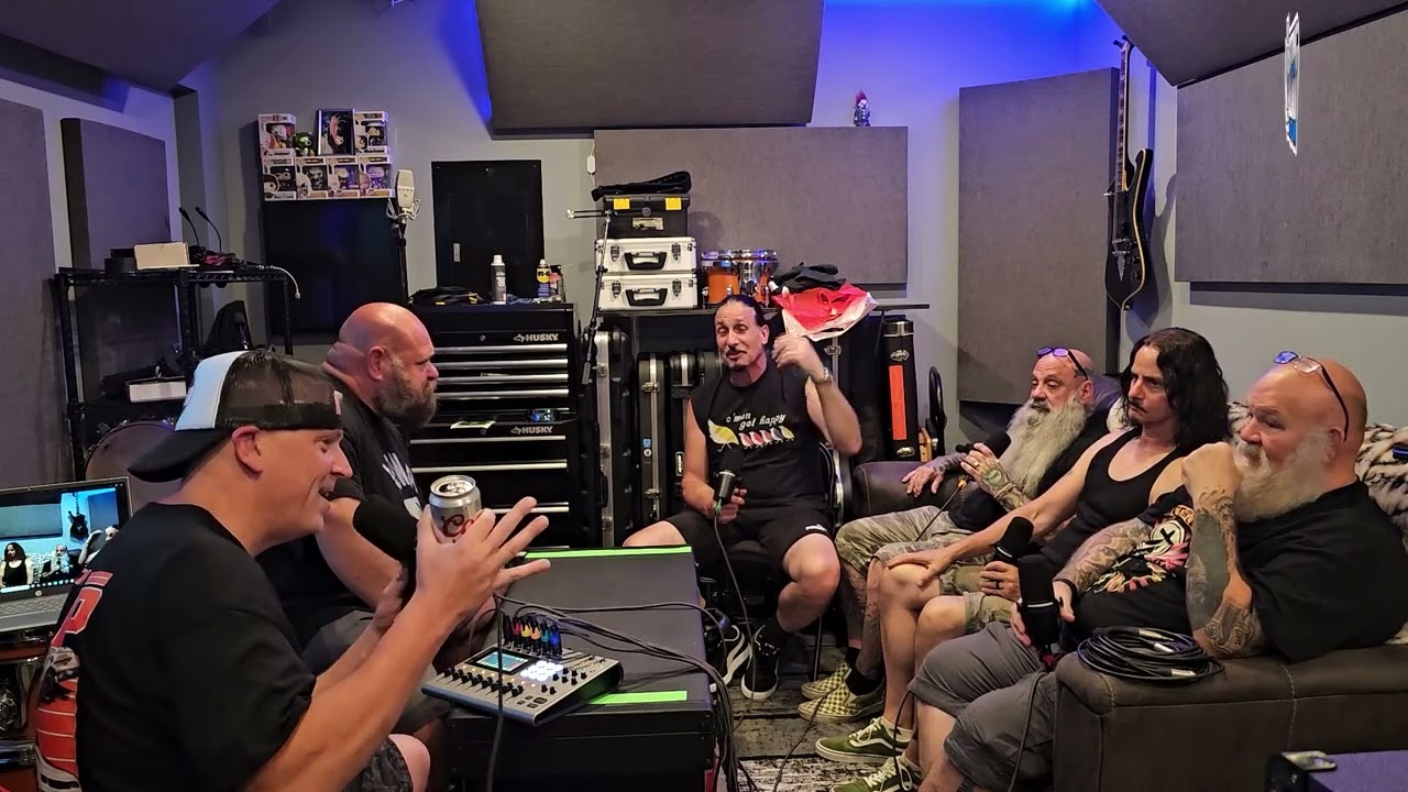Sun Don't Shine  - The Slimy Bastards Podcast Season 2 Episode 7