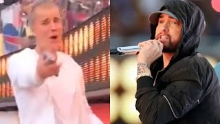 Justin Bieber - Reaction to Eminem 