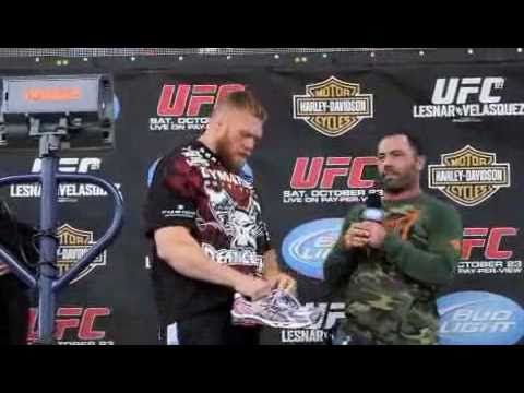 Brock Lesnar And Cain Velasquez Weigh In For Ufc 121 Mma Weekly