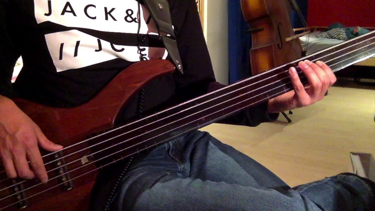 Fretless Bass + MXR Micro Chorus YouTube