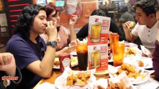 Mannequin Challenge Hooters Oasis - Satélite