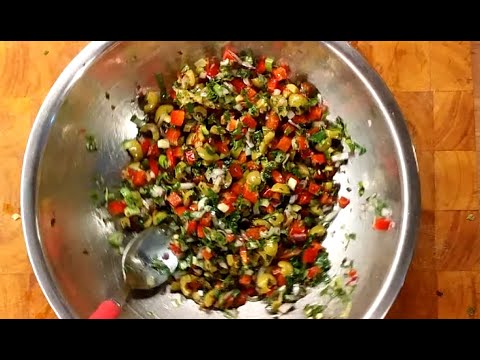 Videó: Klasszikus újévi saláták: új főzési lehetőségek