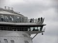 Grootste cruiseschip Harmony of the Seas verlaat Rotterdam