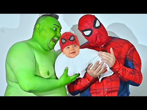 Hulk and Spider-Man Babysitting